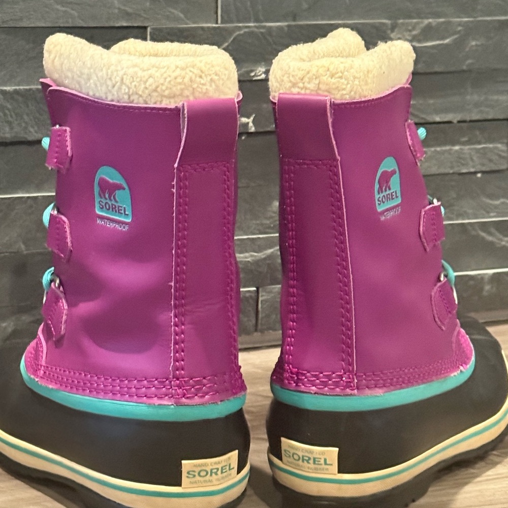 Sorel Fuchsia and Black Snow Boots - Picture 3 of 4